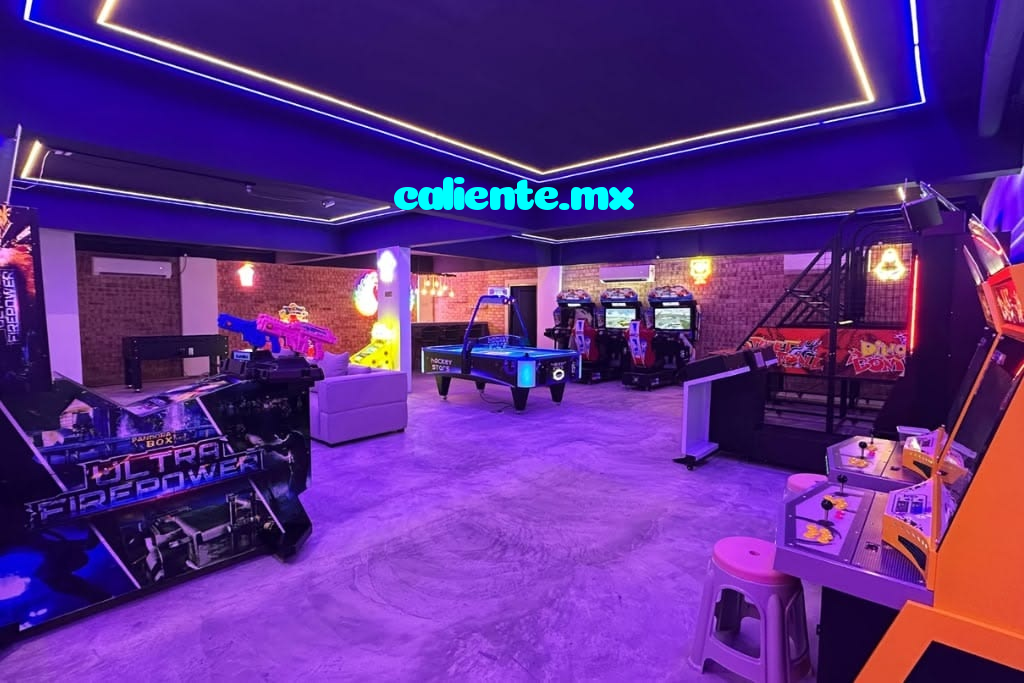 caliente.mx casino presented on mobile device in Pakistan with slots and live games